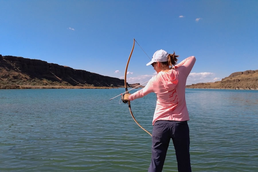 How To Aim Like A Pro When Bowfishing • Fishing Duo